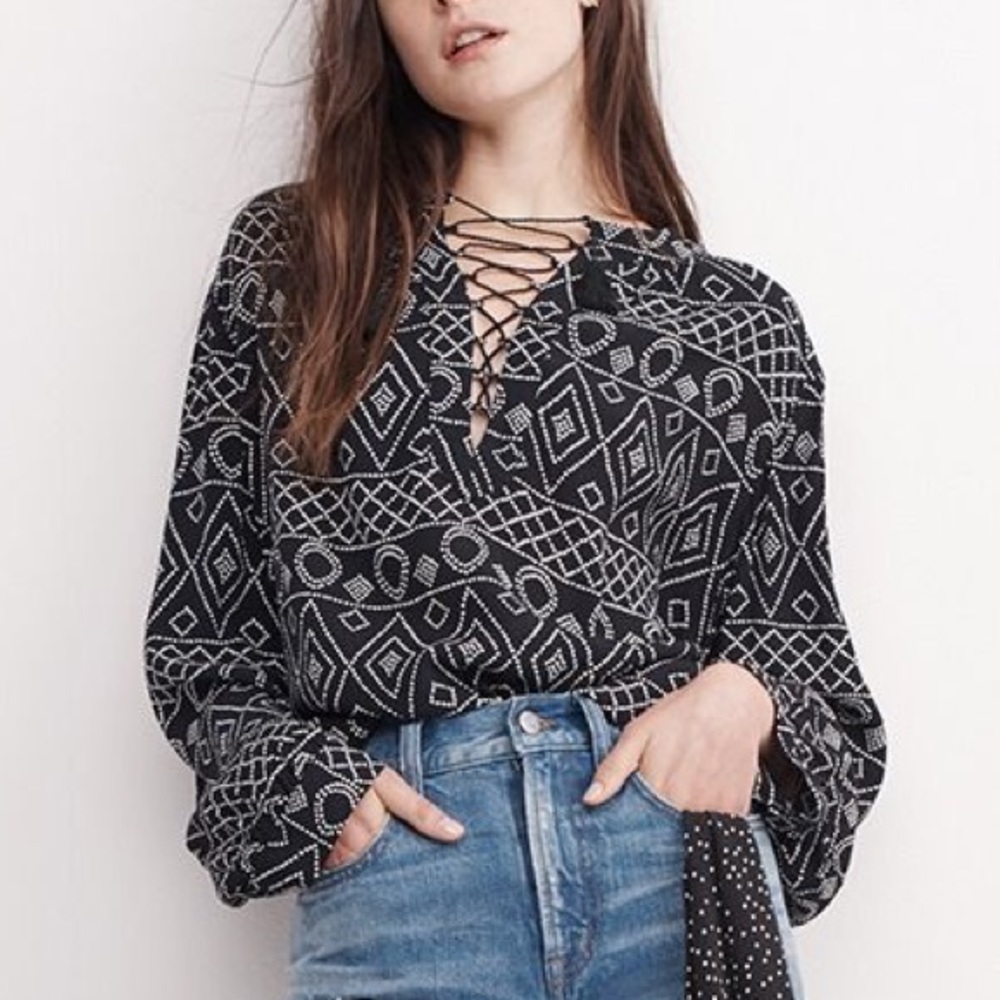 Madewell Peasant Lace Up Top in Caravan Black Pattern Geometric Boho